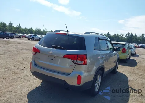 2015 Kia Sorento Lx from USA, damaged, VIN 5XYKTCA64FG557906